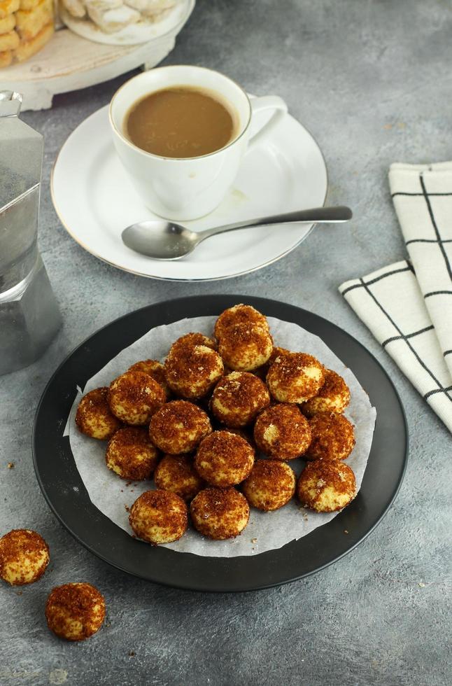 Palma queijo biscoitos estão delicioso biscoitos fez a partir de salgado queijo cheddar queijo biscoitos revestido com doce foto