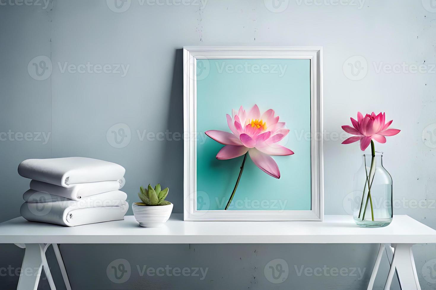 mínimo branco cenário quadro, Armação tela de pintura exibição com flor dentro vaso foto