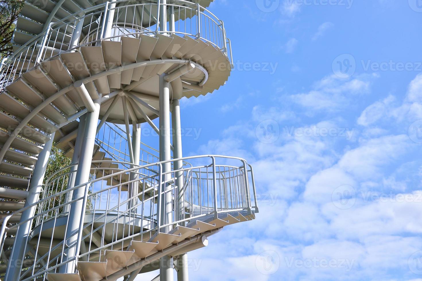 metal moderno espiral Escadaria foto
