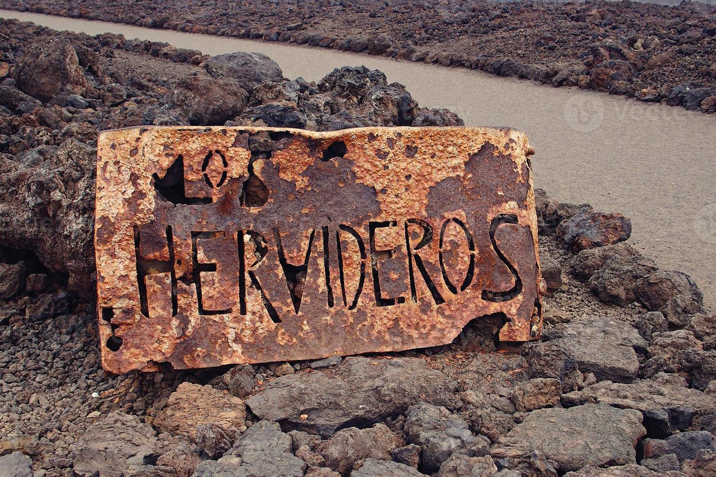 original vulcânico paisagens a partir de a espanhol ilha do Lanzarote foto