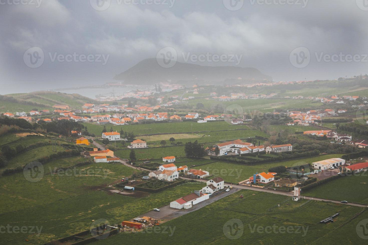 Visão do horta de zangão dentro faial, a Açores foto