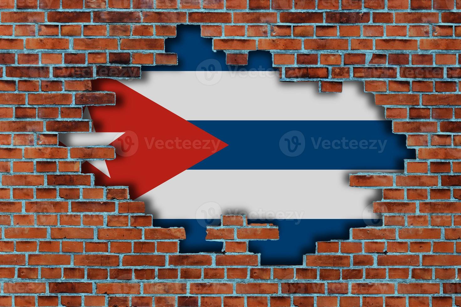 3d bandeira do Cuba atrás a quebrado velho pedra parede fundo. foto