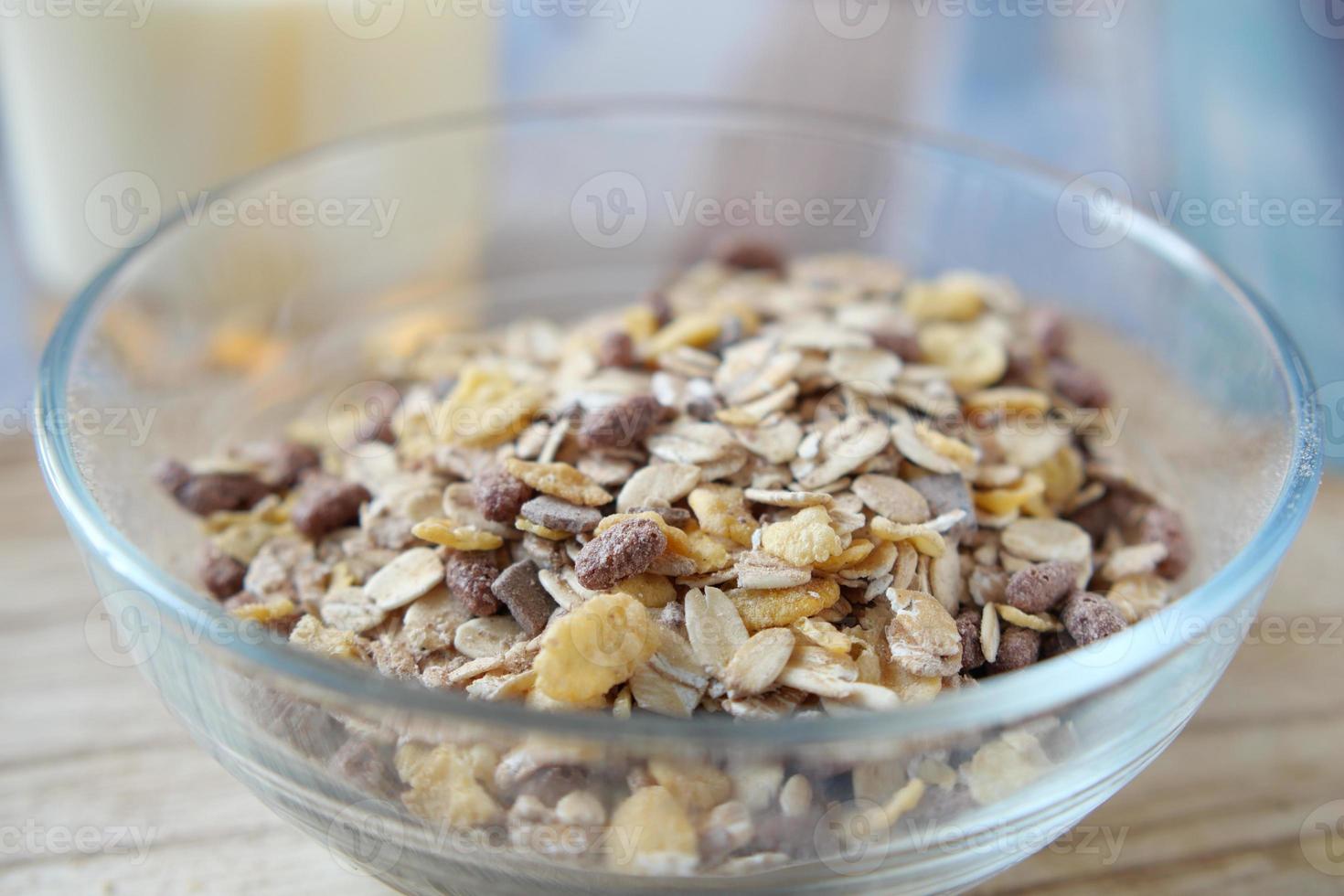 tiro de detalhe de granola musli em uma tigela, foto