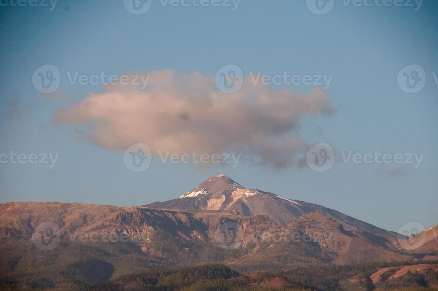 vista panorâmica da montanha foto