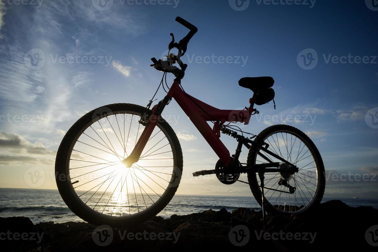 uma montanha bicicleta foto