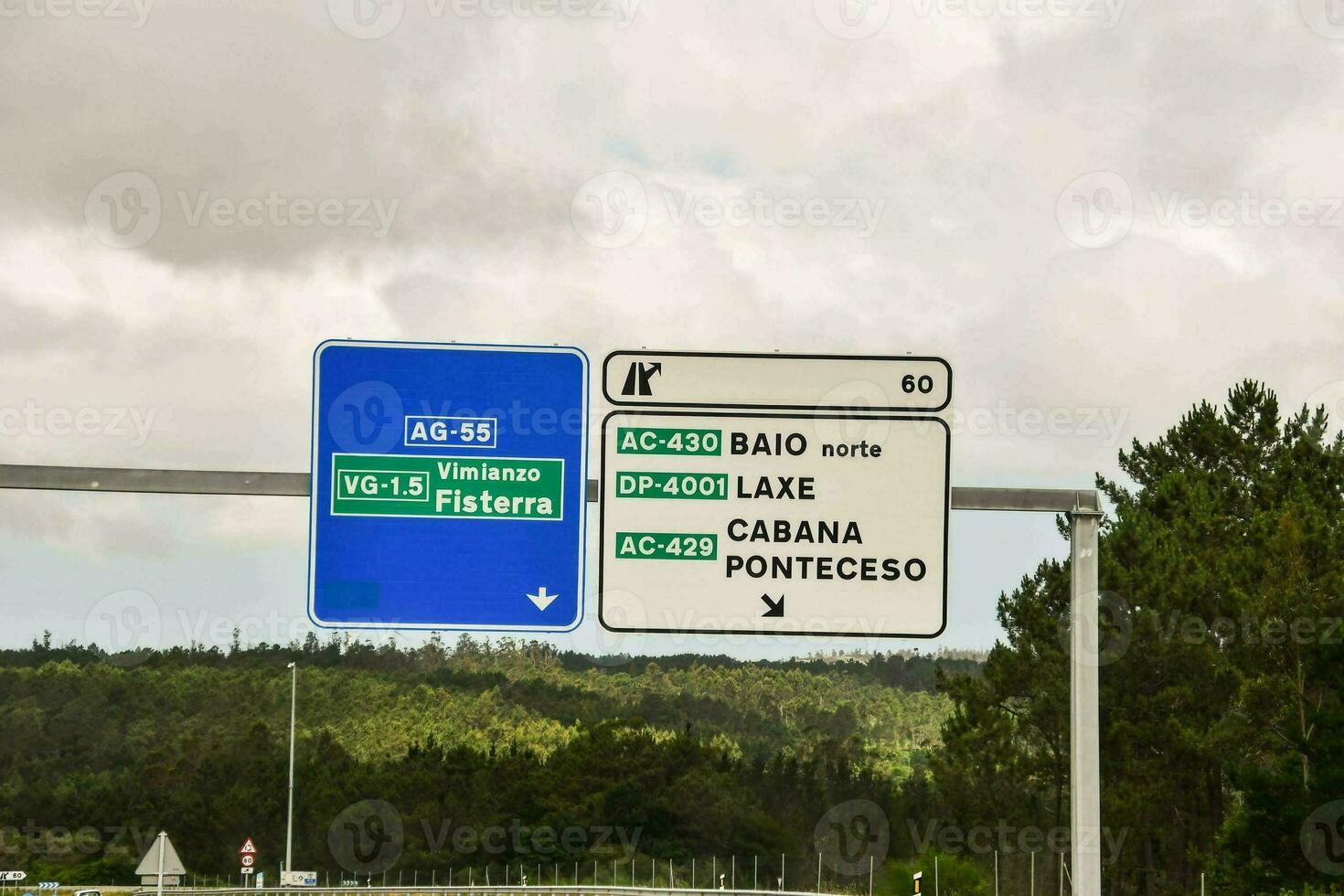 uma rua placa foto