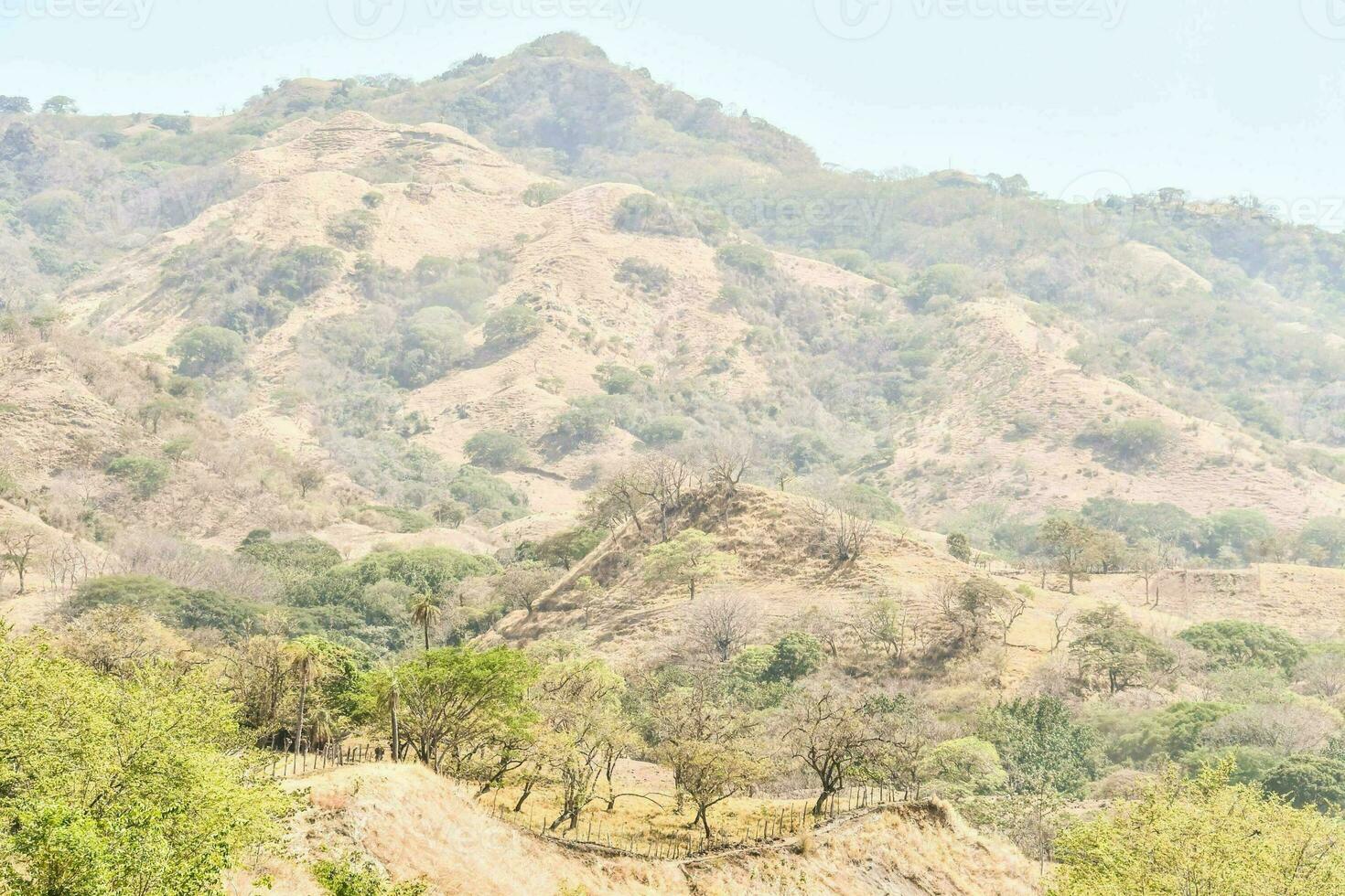 vista panorâmica da montanha foto