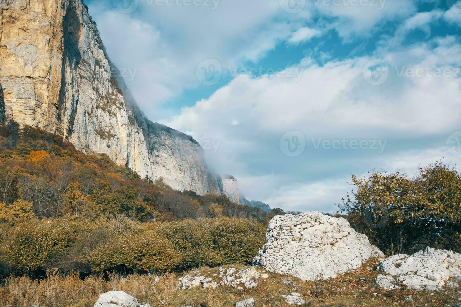 natureza panorama montanhas pedras viagem nuvens fresco ar foto