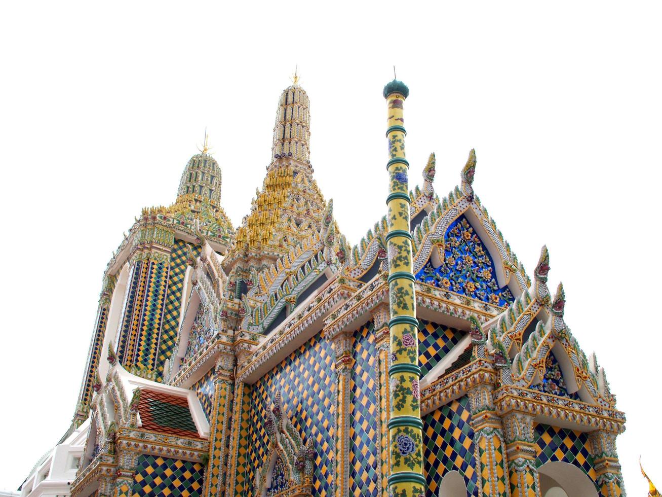 templo wat phra kaew em bangkok, tailândia foto