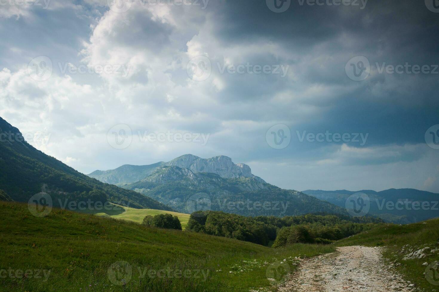 vista panorâmica da montanha foto