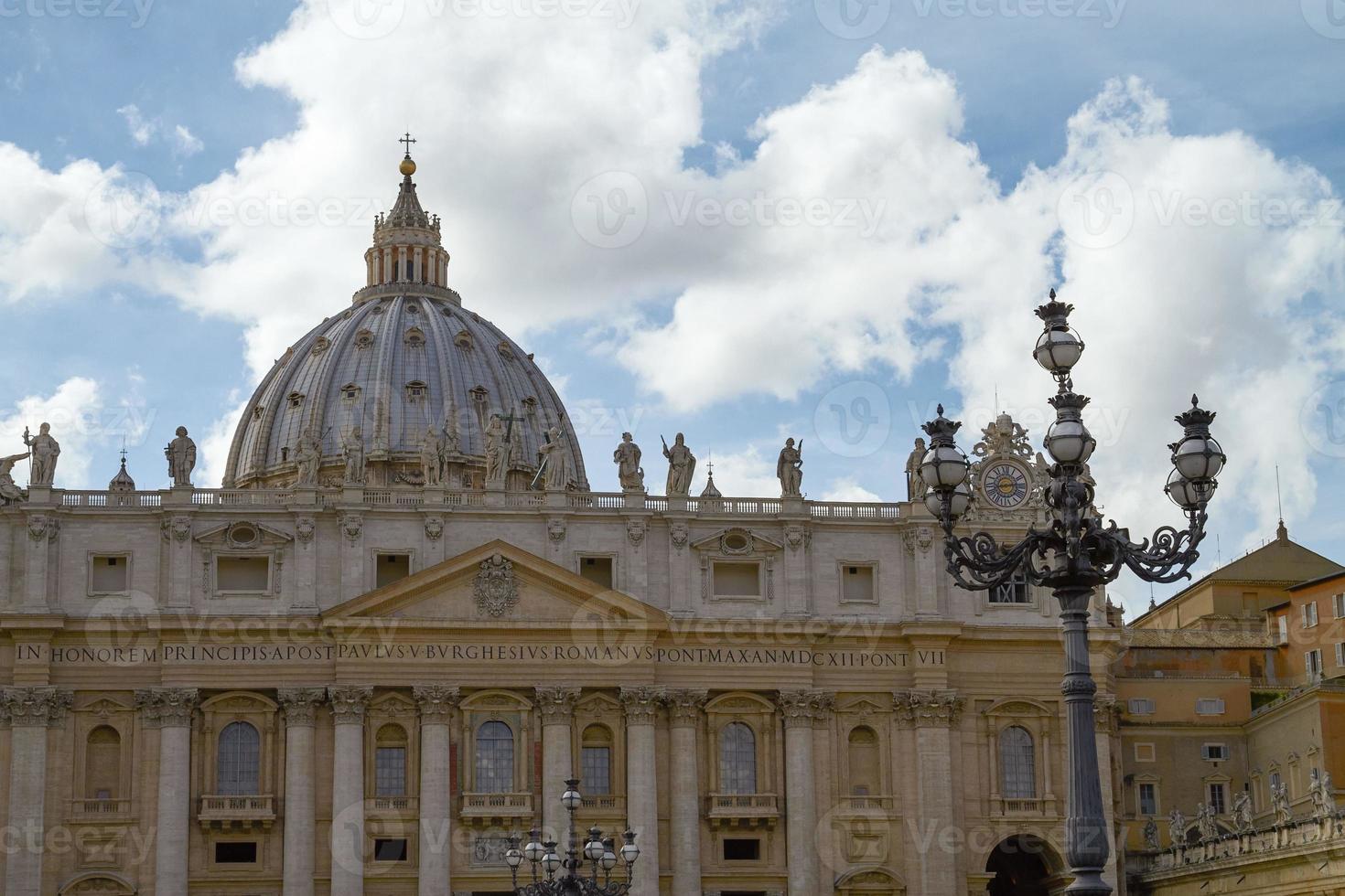 basílica de são peters na cidade do vaticano itália foto