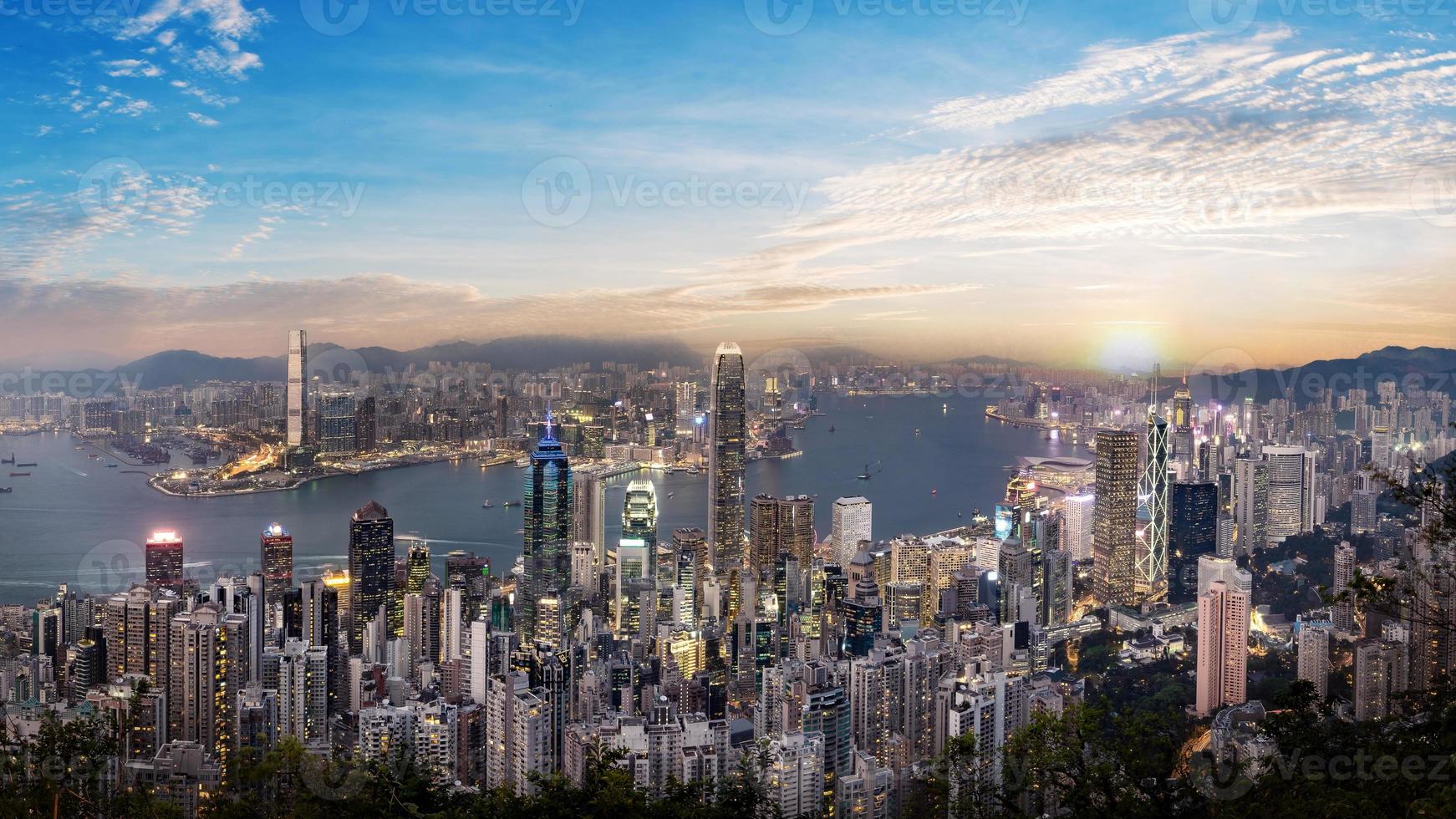 vista panorâmica do horizonte de hong kong foto