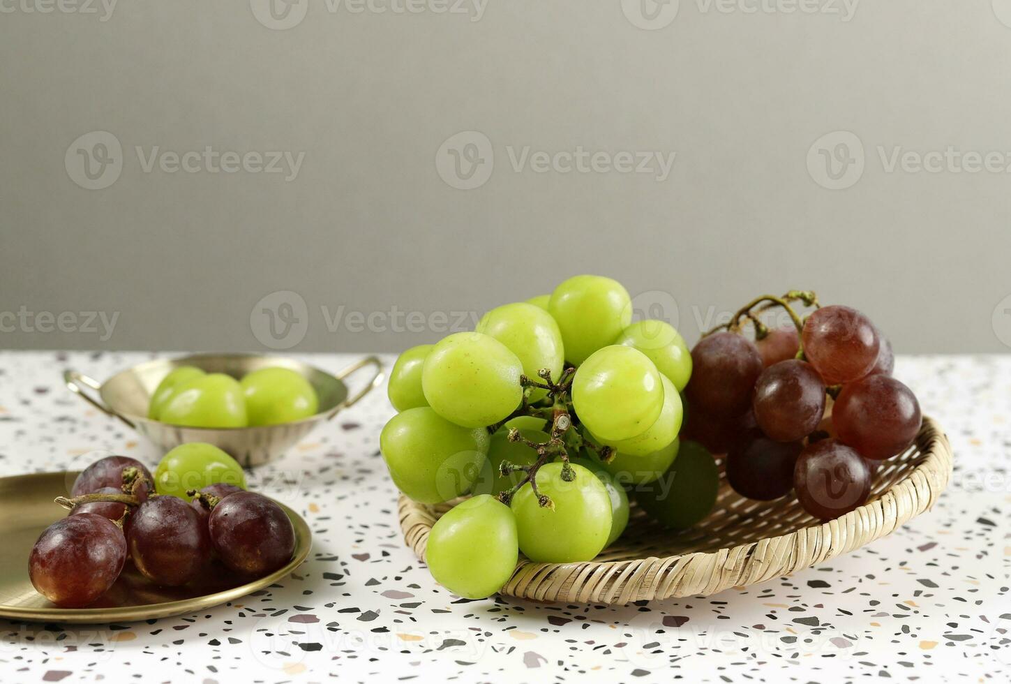 vermelho e verde uvas, brilho moscatel uva foto