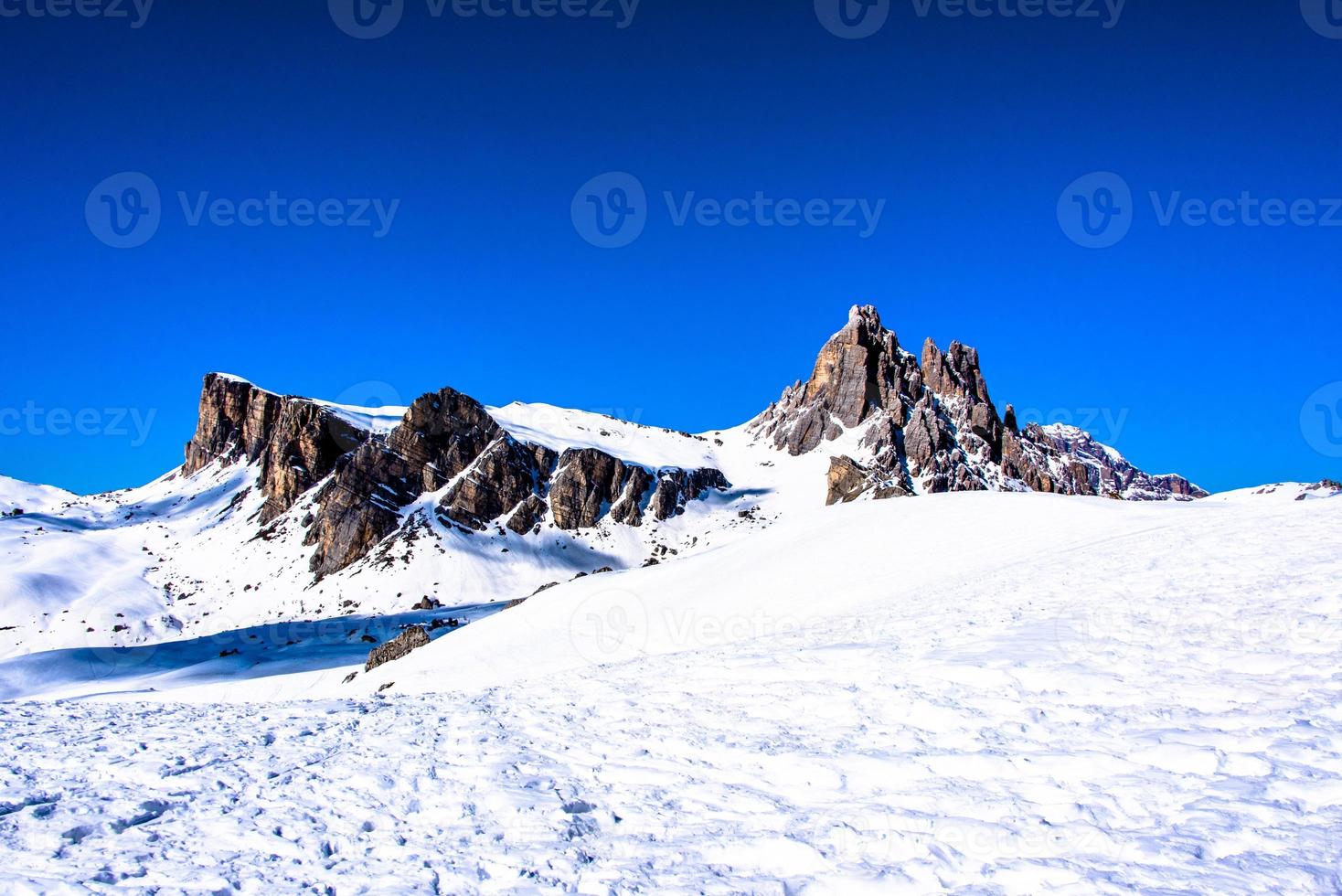 picos das dolomitas foto