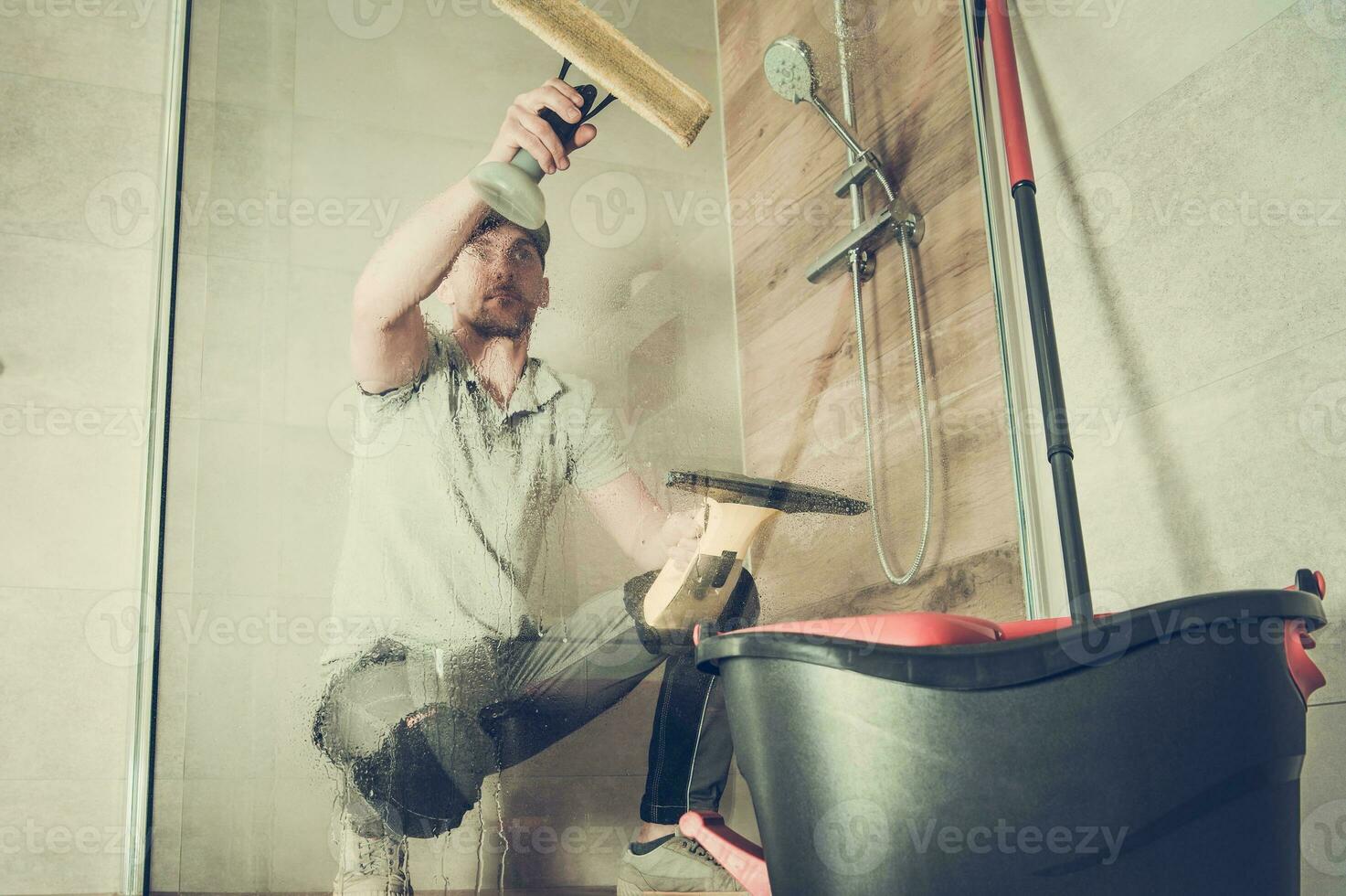 banheiro chuveiro manutenção foto