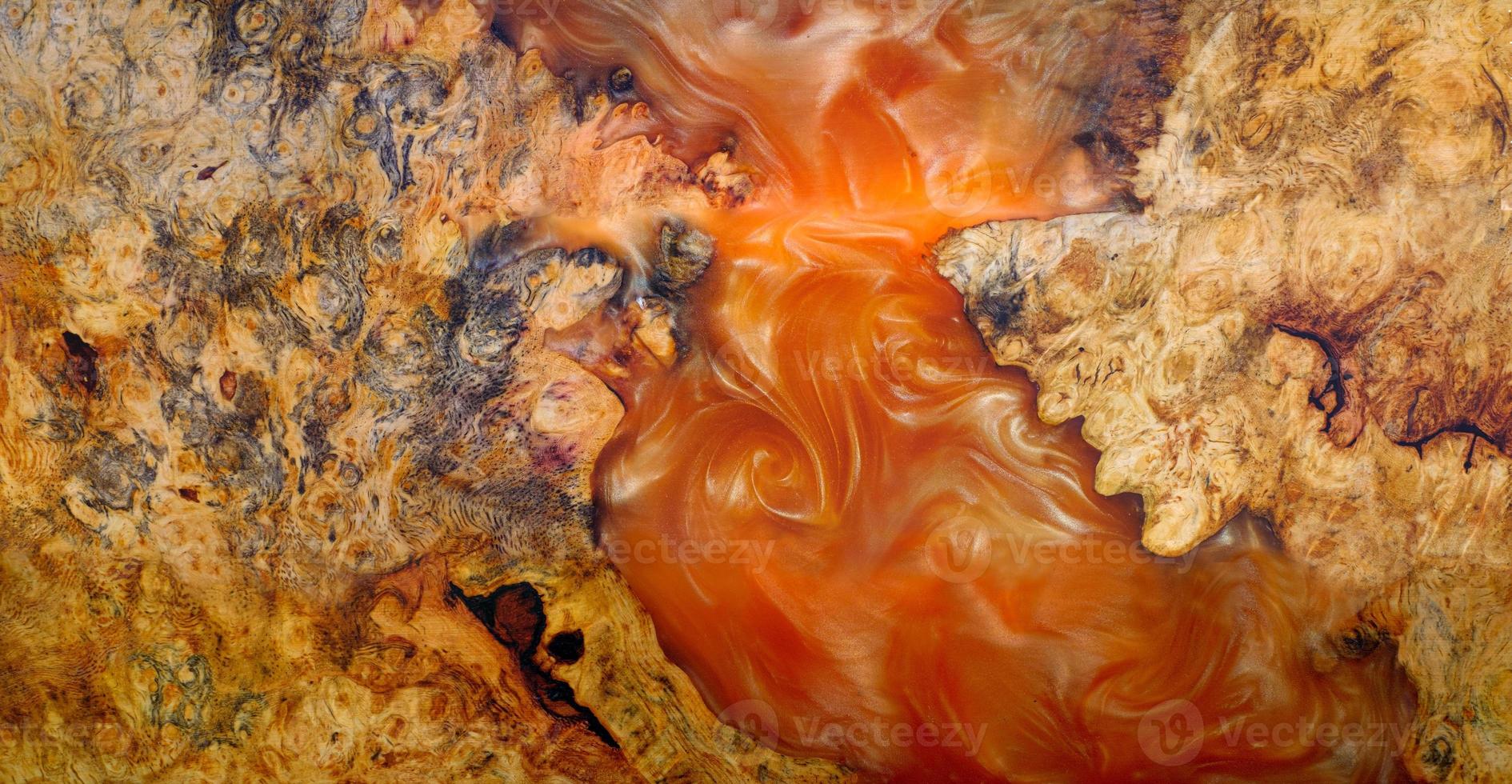vista superior fundição de resina epóxi burl textura de fundo de madeira foto