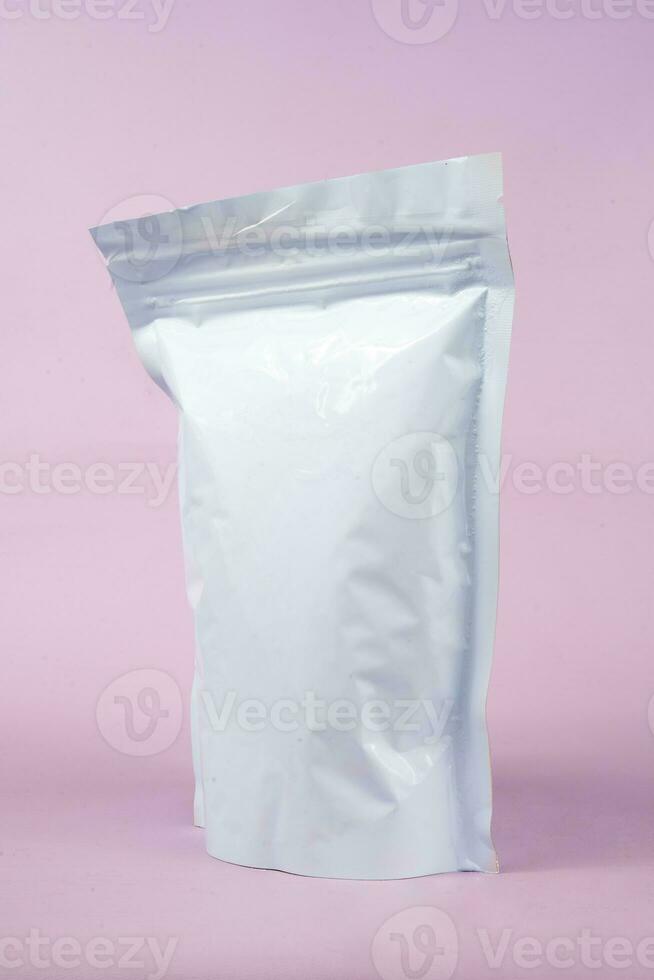 zíper plástico saco recipiente maquetes isolado foto