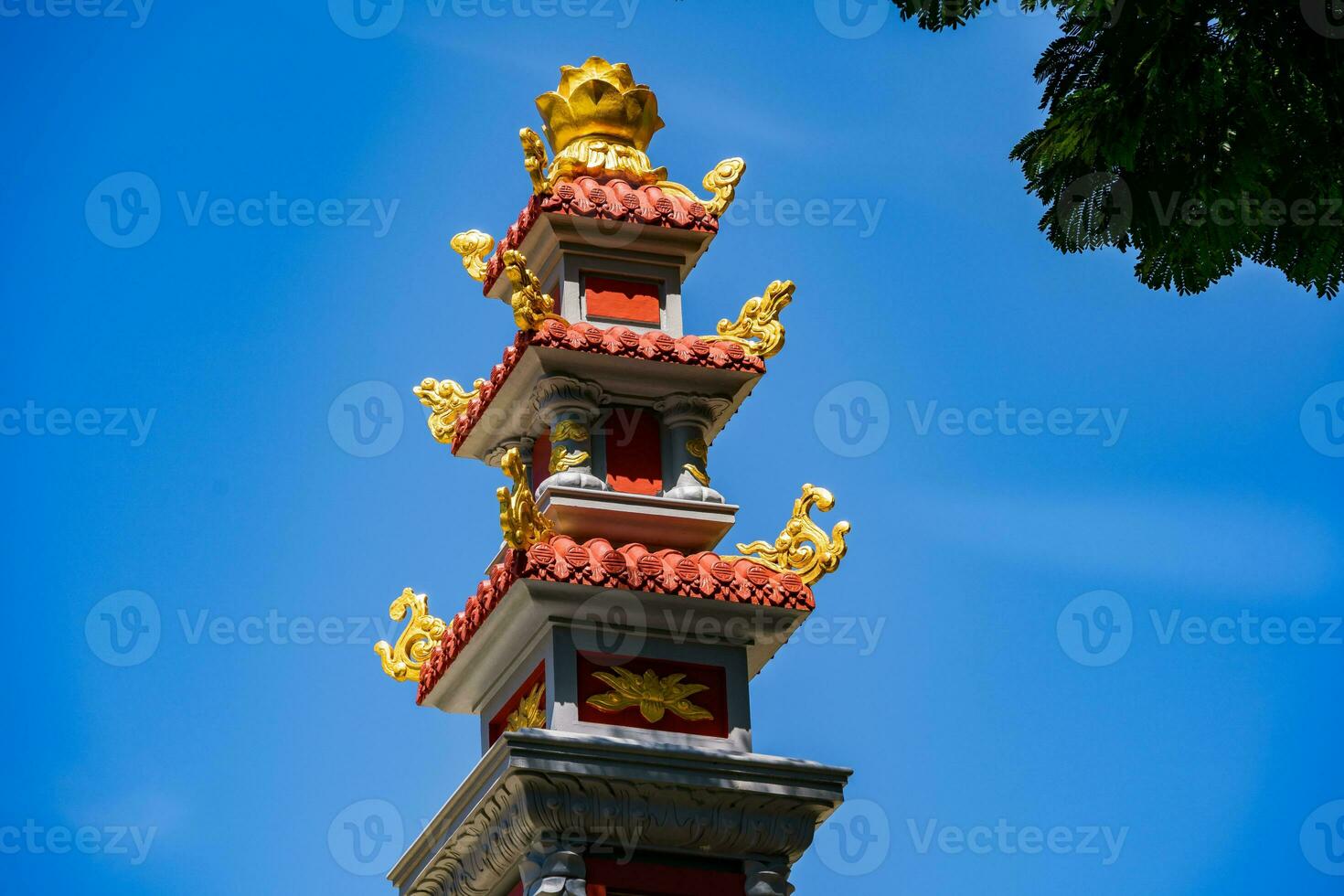 lindo arquitetura do bastão nha pagode dentro bao loc cidade foto