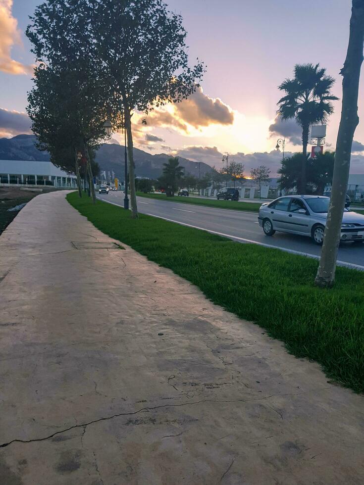 capturando a Magia do encantador panorama noites uma perfeito fusão do cores e natural beleza foto