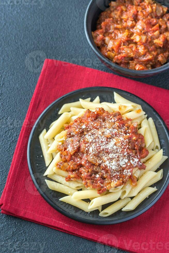 parte do Macarrão Penne com arrabbiata molho foto