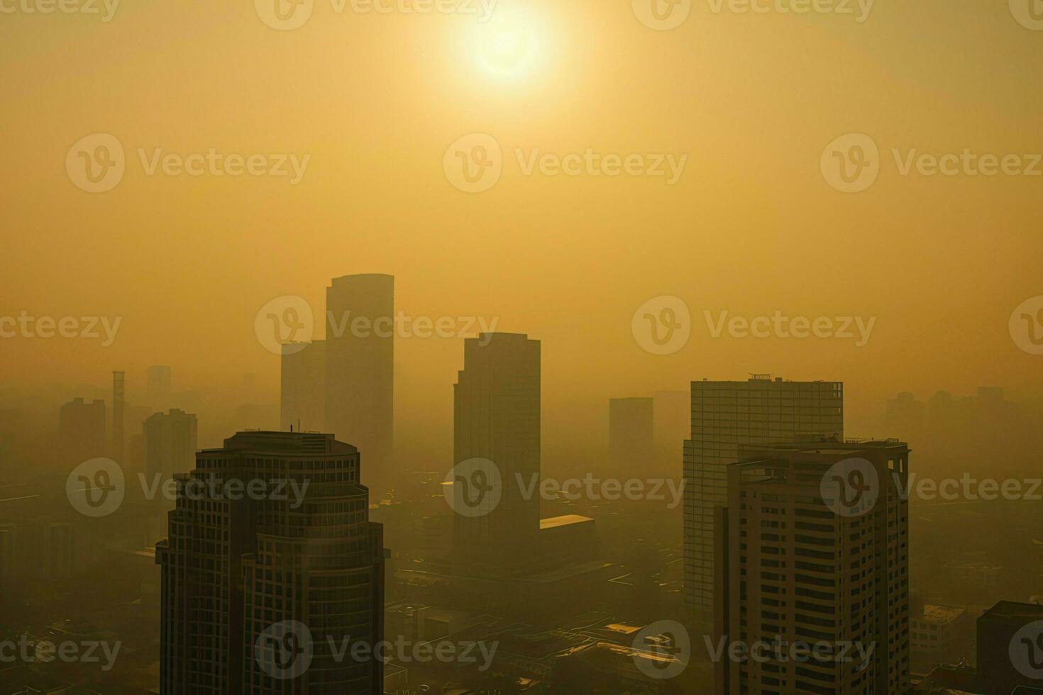 ai gerado Sol lutas para penetrar a poluição, fundição uma doentio amarelo brilho sobre tudo. foto