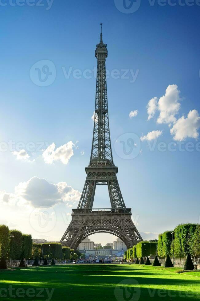 metal eiffel torre foto