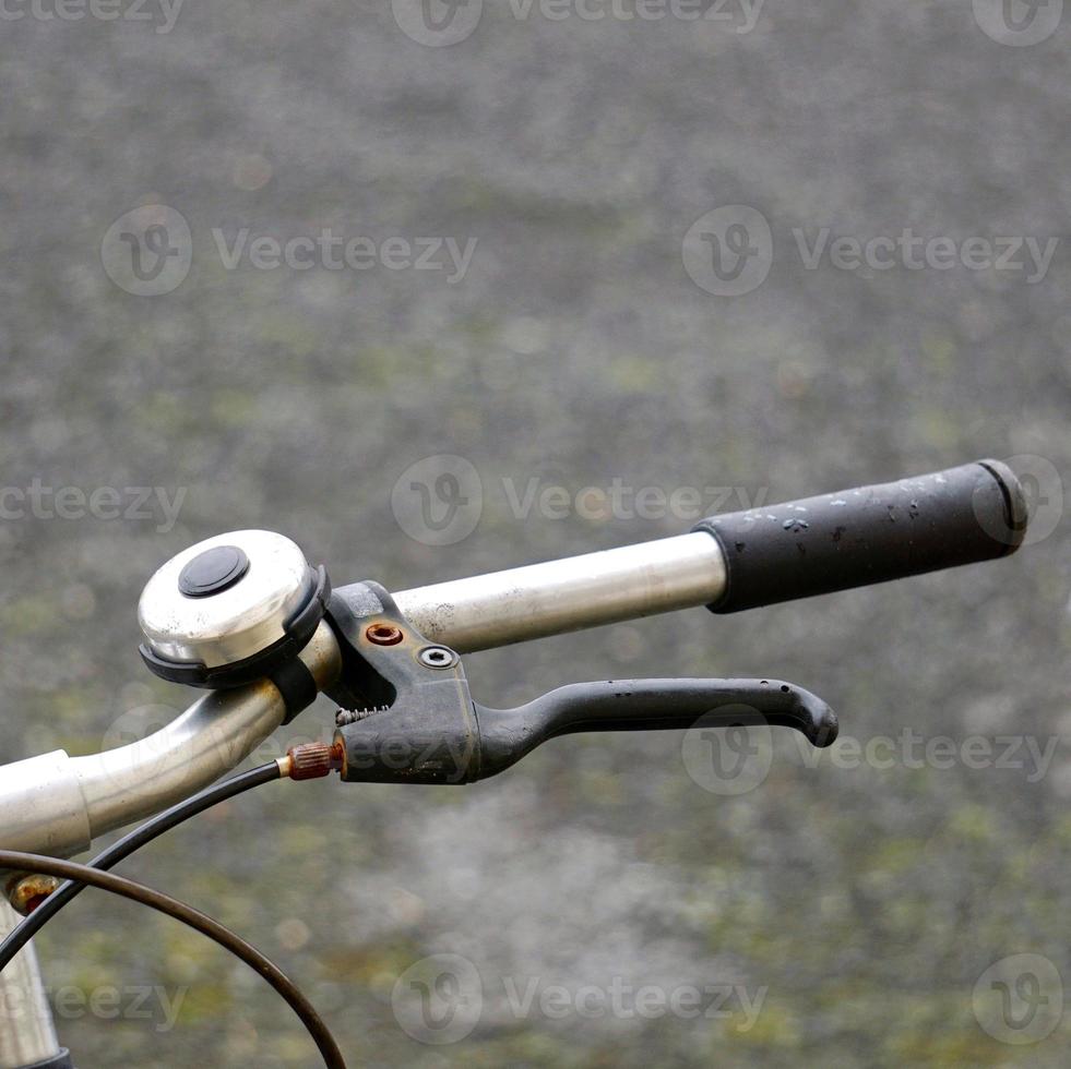 modo de transporte de guiador de bicicleta foto