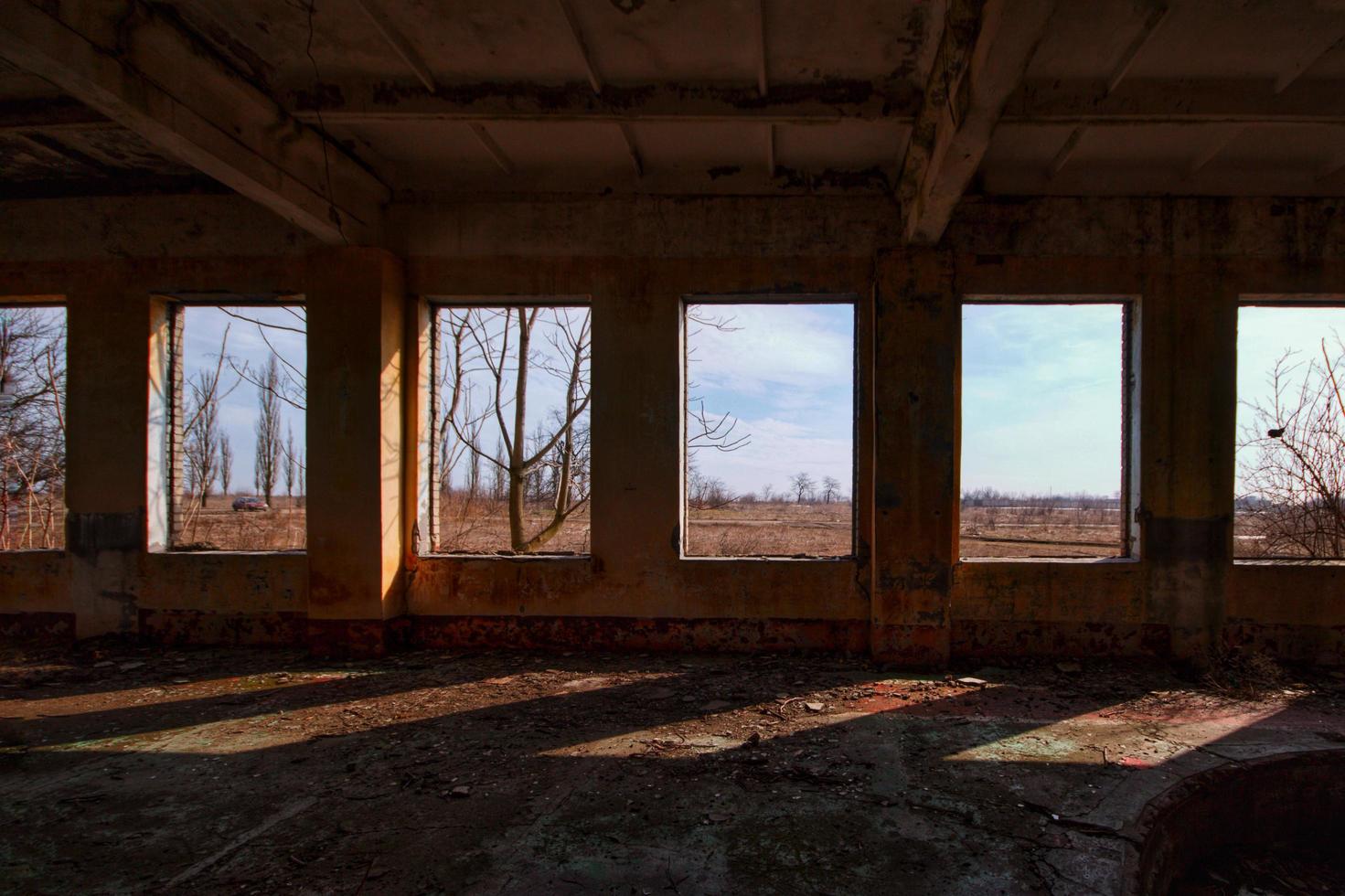 papel de parede de estrutura abandonada foto