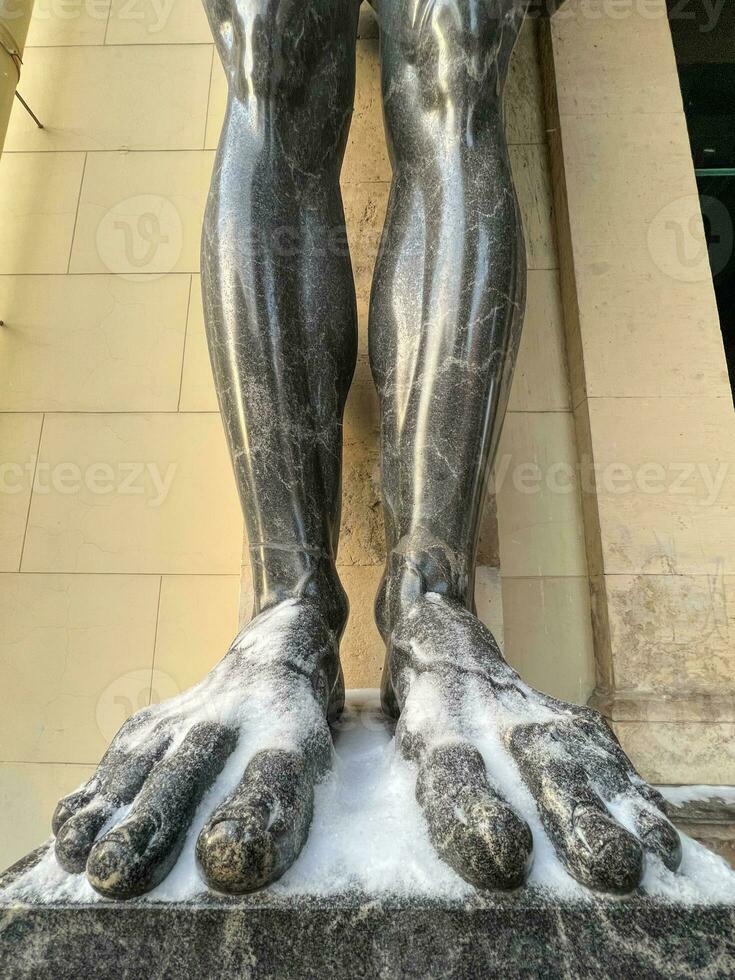 Atlas estátua - santo petersburgo, Rússia foto