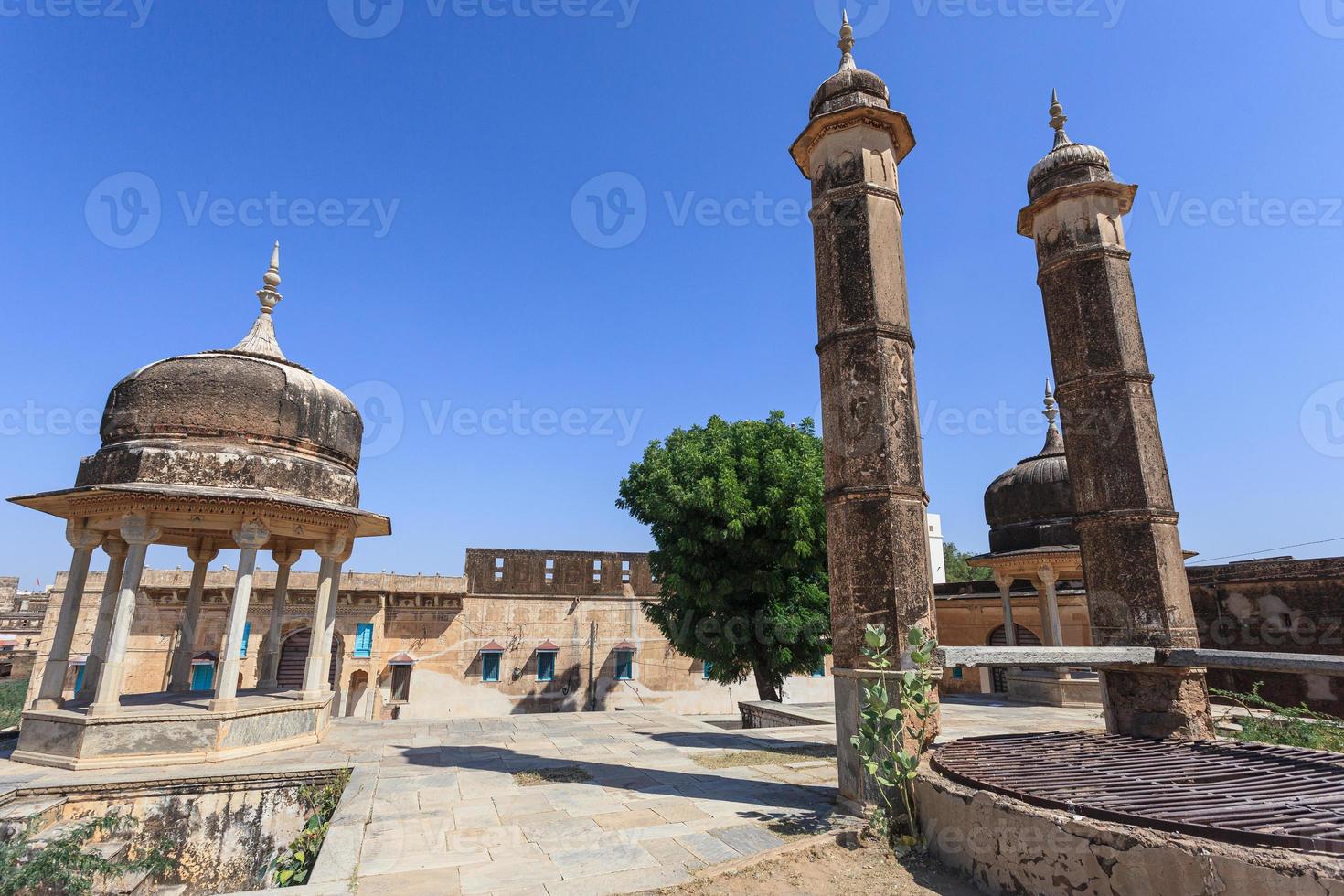 poço antigo em mandawa, rajasthan, índia foto