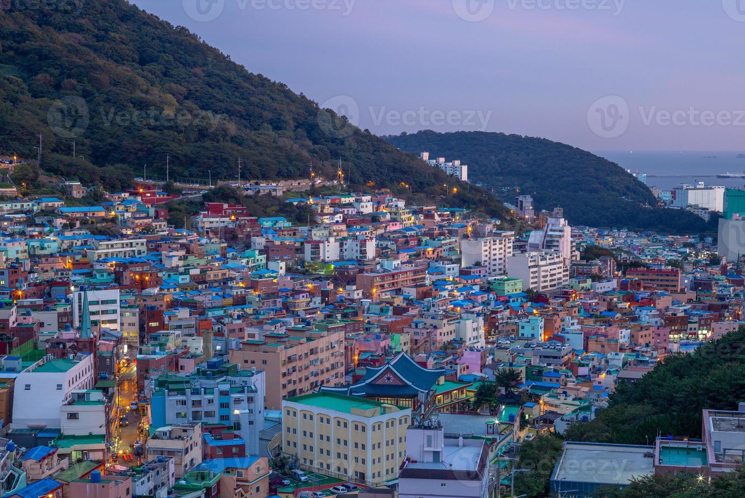 famosa atração Gamcheon Culture Village em Busan na Coréia do Sul foto