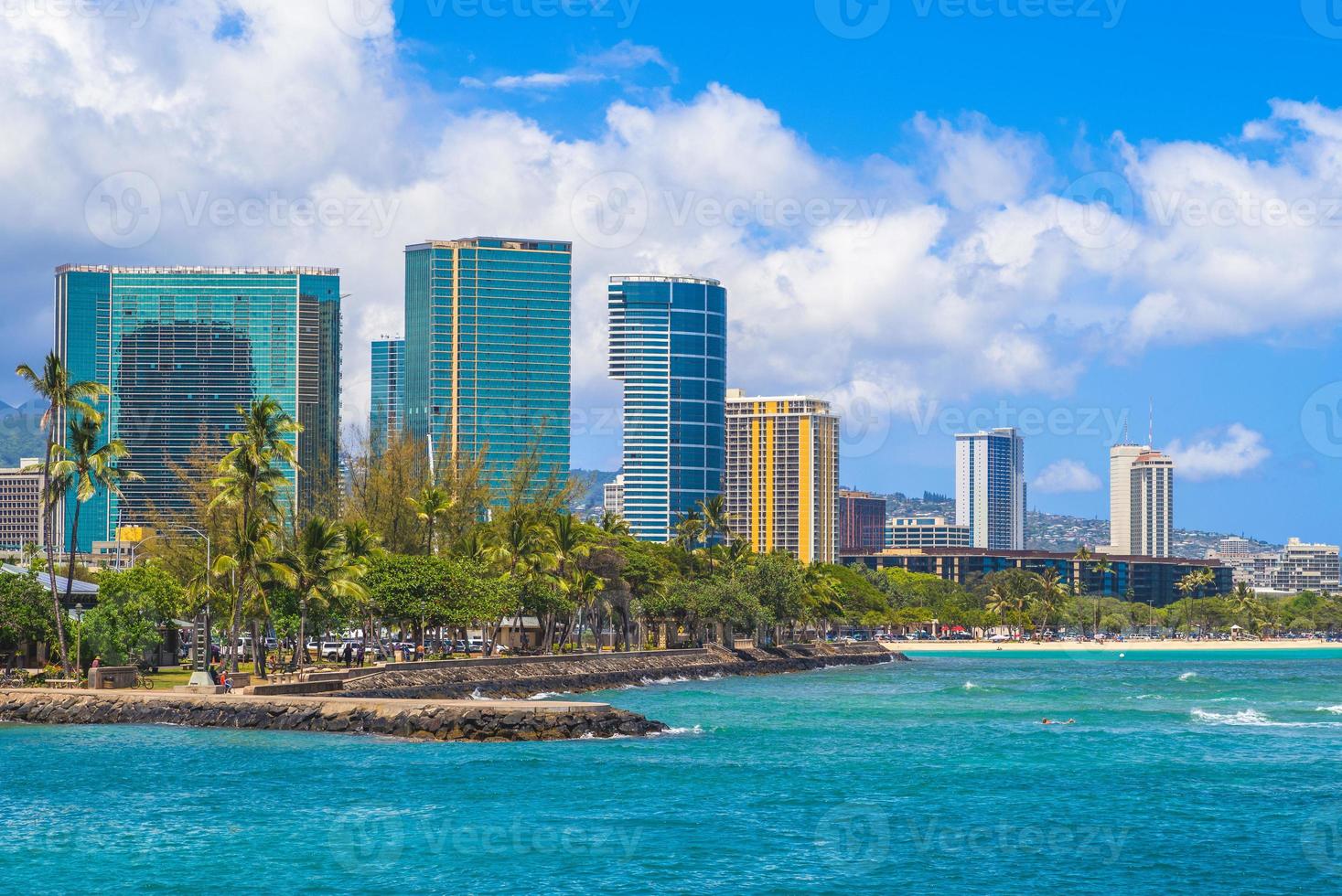 vista da cidade de honolulu na ilha de oahu, havaí, nos foto