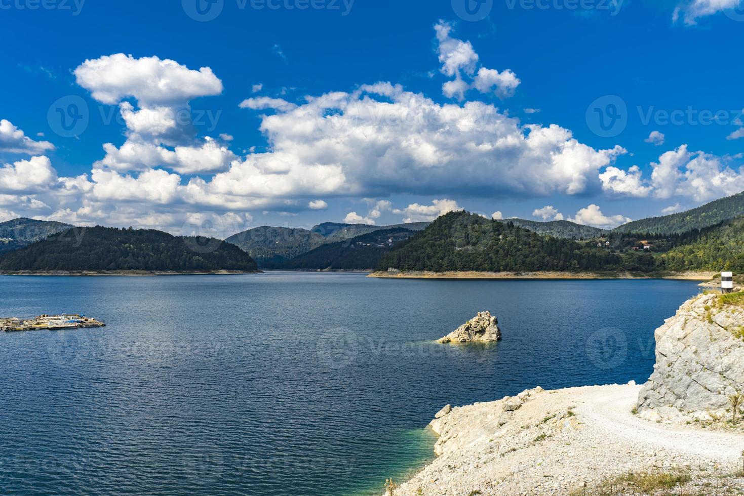 Lago zaovine na sérvia foto