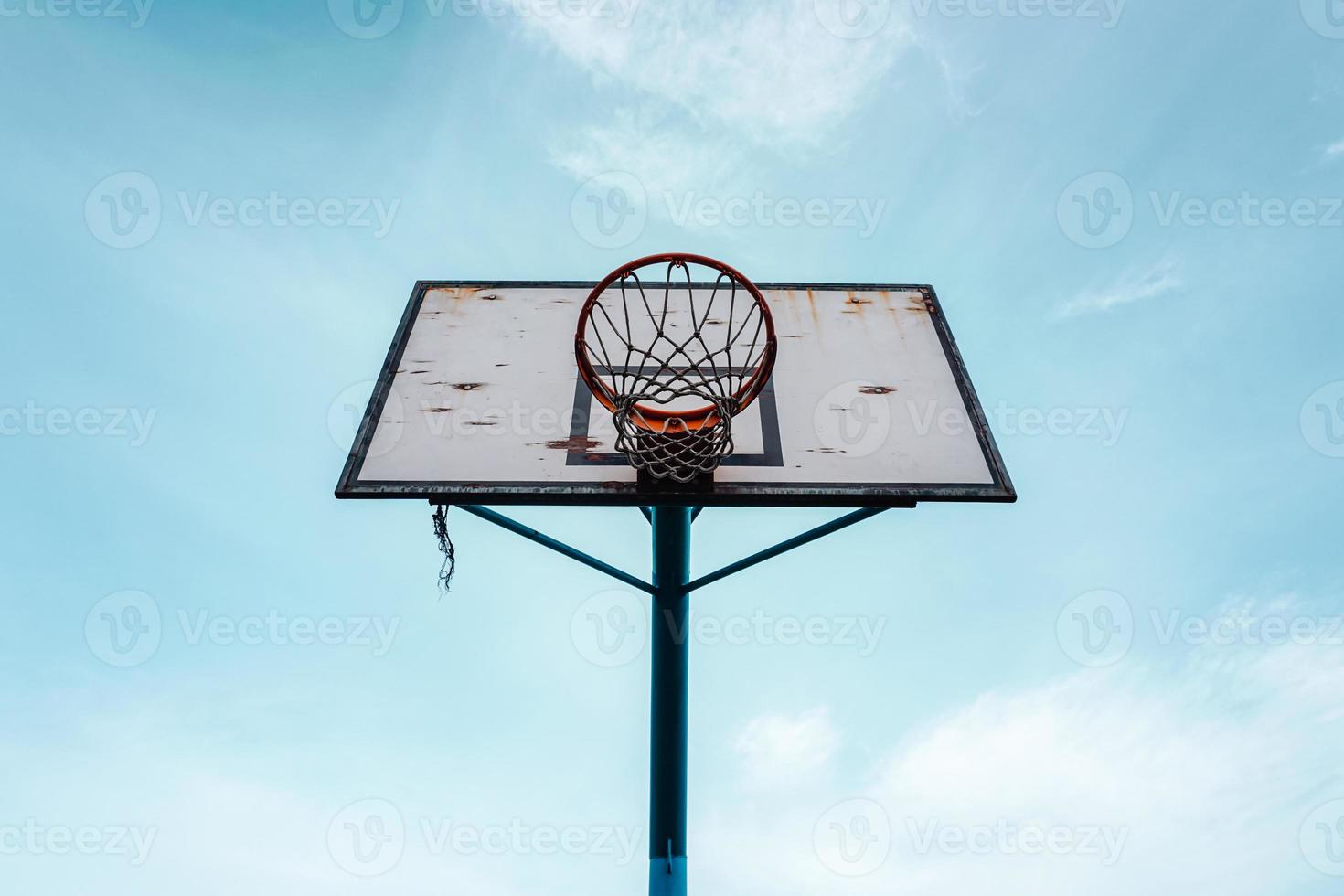 equipamento de esporte para basquete de rua foto