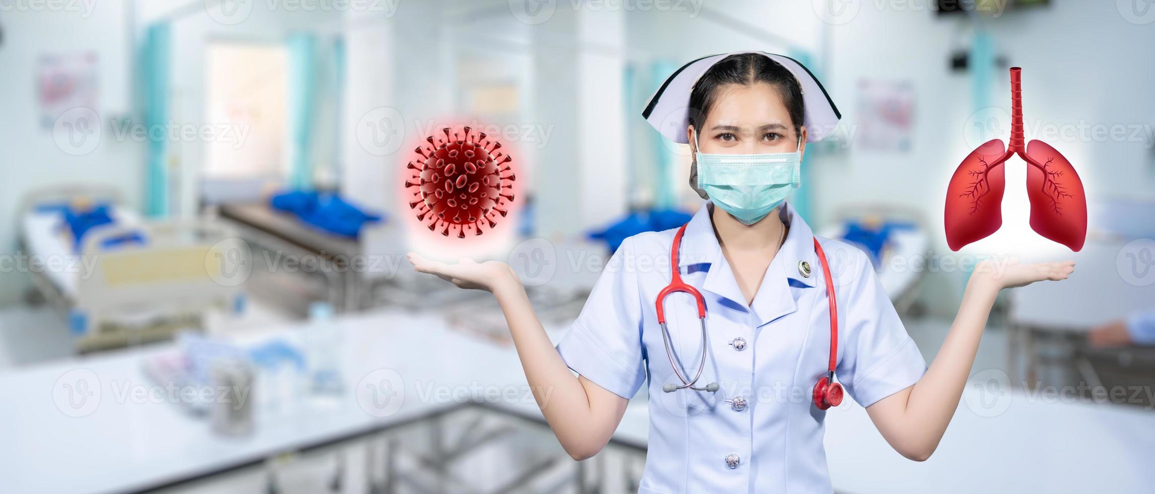 o médico levantou a mão, o pulmão e o vírus corona em sua mão esquerda e direita. foto