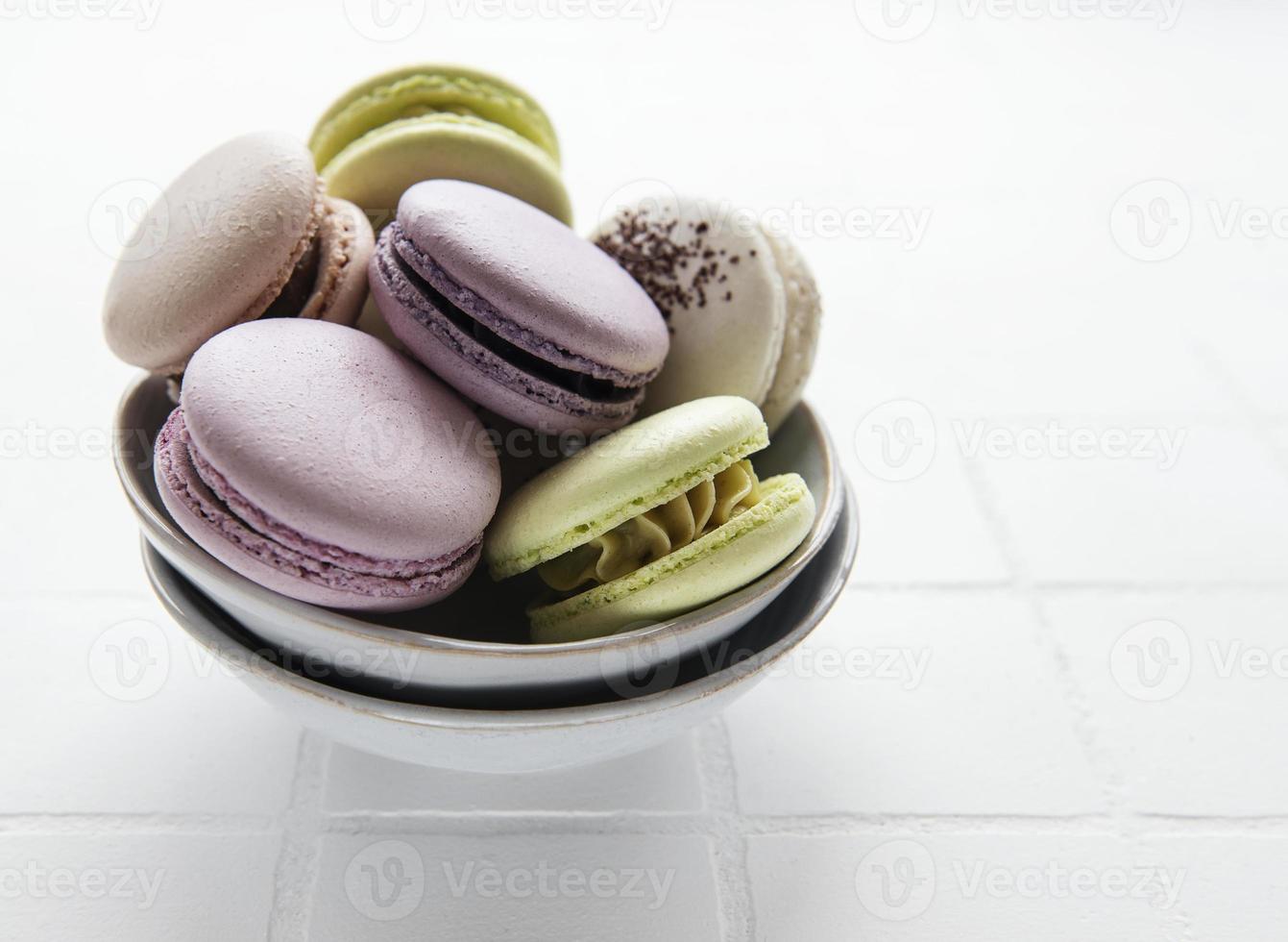 macaroons franceses coloridos foto