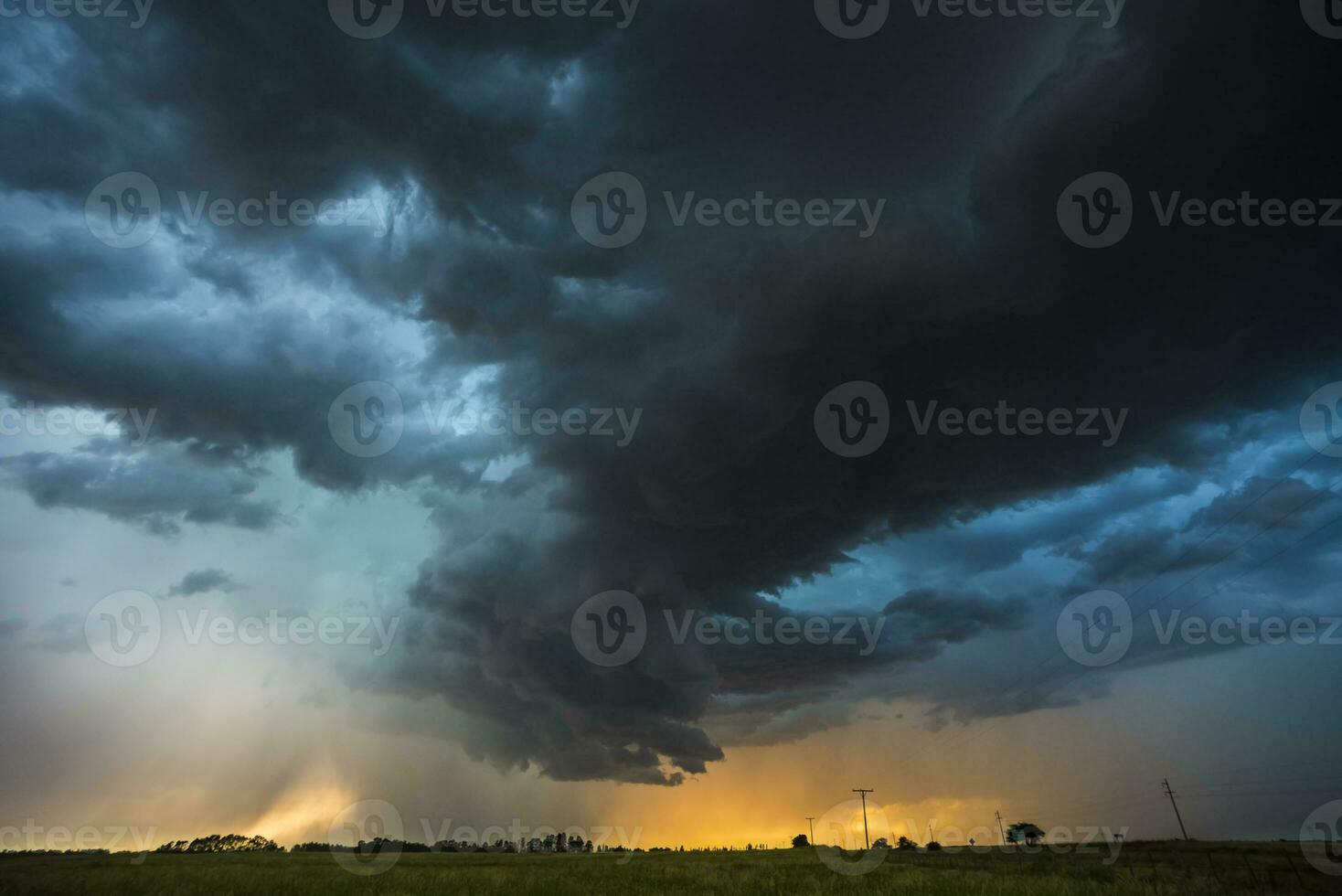 pampas dramático tempestade paisagem, la pampa província, Patagônia, Argentina foto