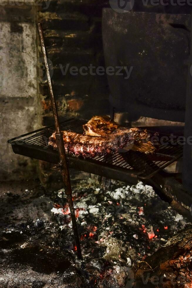 carne de porco costelas churrasco , Patagônia, Argentina foto