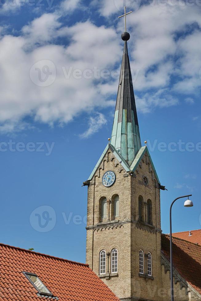 igreja na cidade de fredericia, na dinamarca. foto