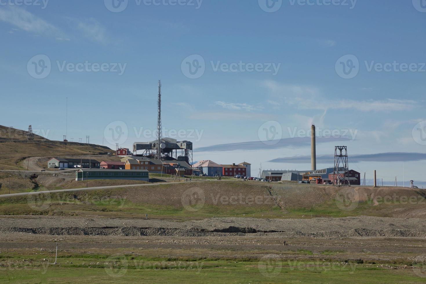 porto de mineração de longyearbyen svalbard na noruega foto