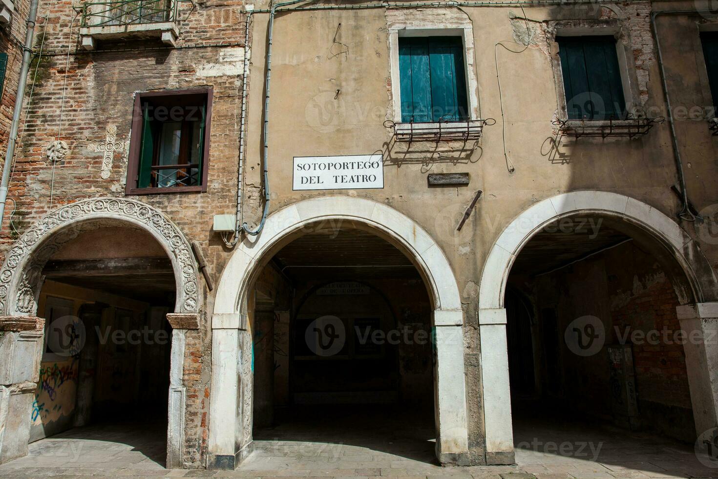 arquitetura do a Antiguidade edifícios do Veneza cidade foto