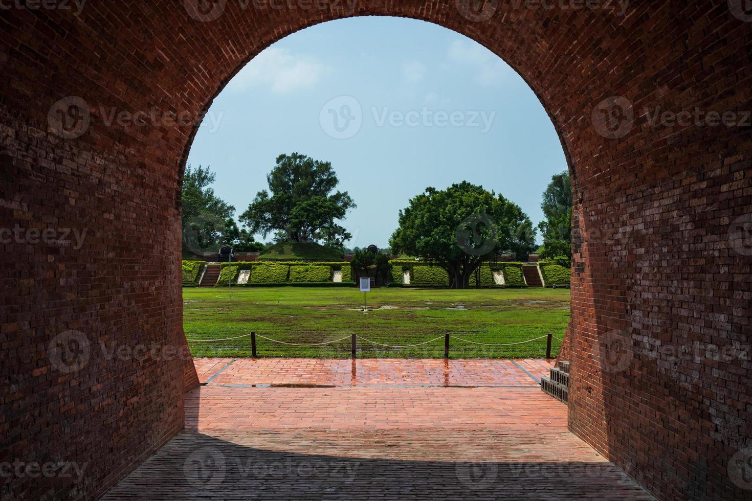 vista em um forte em tainan em taiwan foto