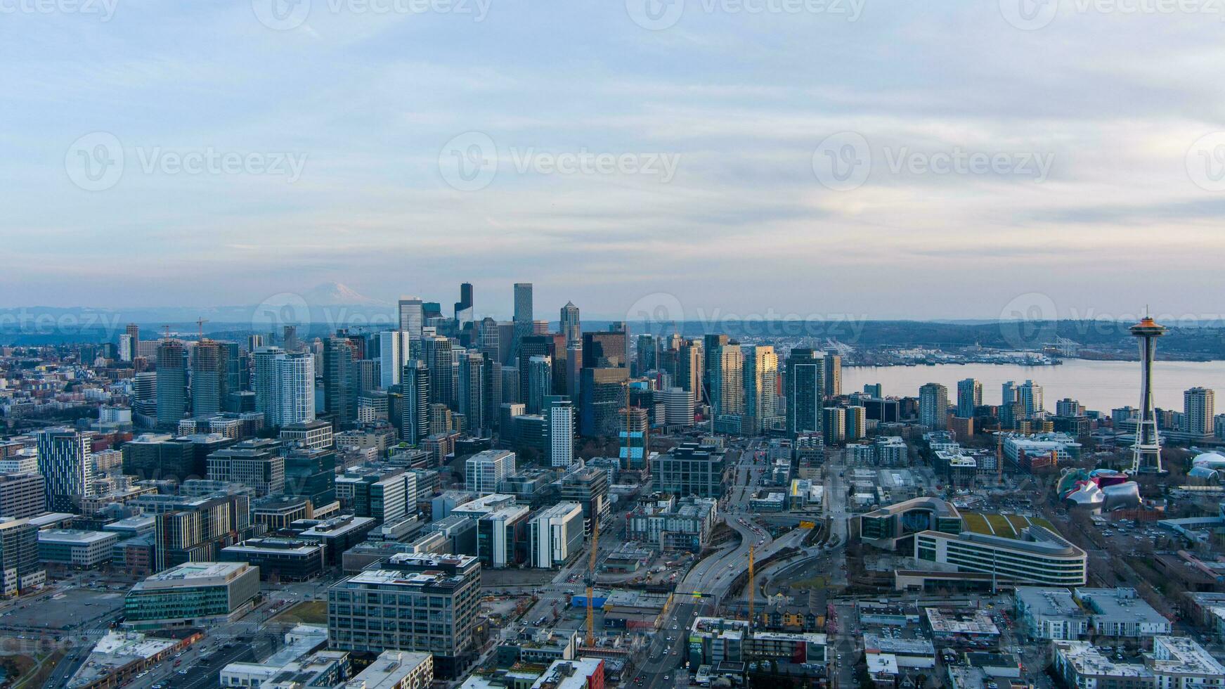 Seattle, Washington Horizonte às pôr do sol foto