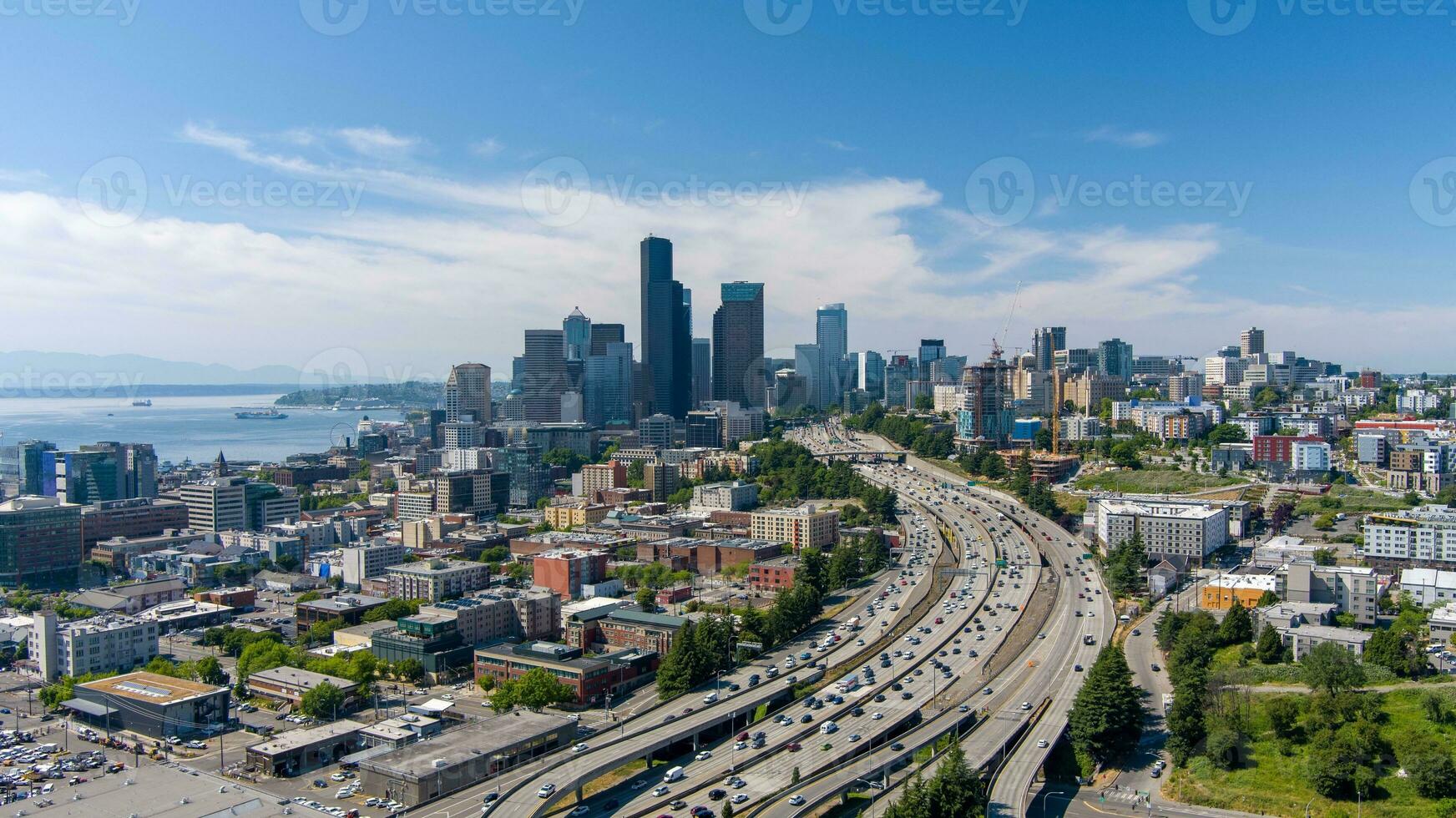 aéreo Visão do a Seattle, wa Horizonte dentro Junho foto