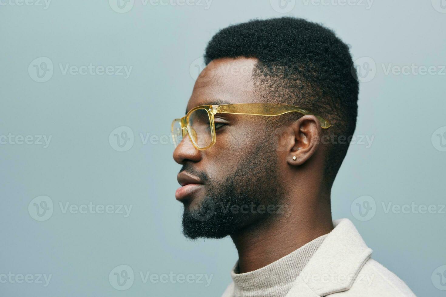 homem estilo adulto africano moda Preto americano Jaqueta americano à moda modelo retrato foto