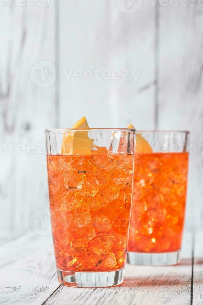 copo de coquetel de aperol spritz foto