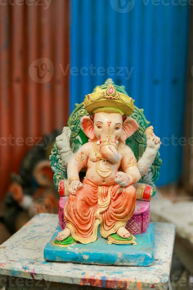 indiano senhor ganesha estátua, ídolos do senhor ganesh para próximos ganapati festival dentro Índia. foto