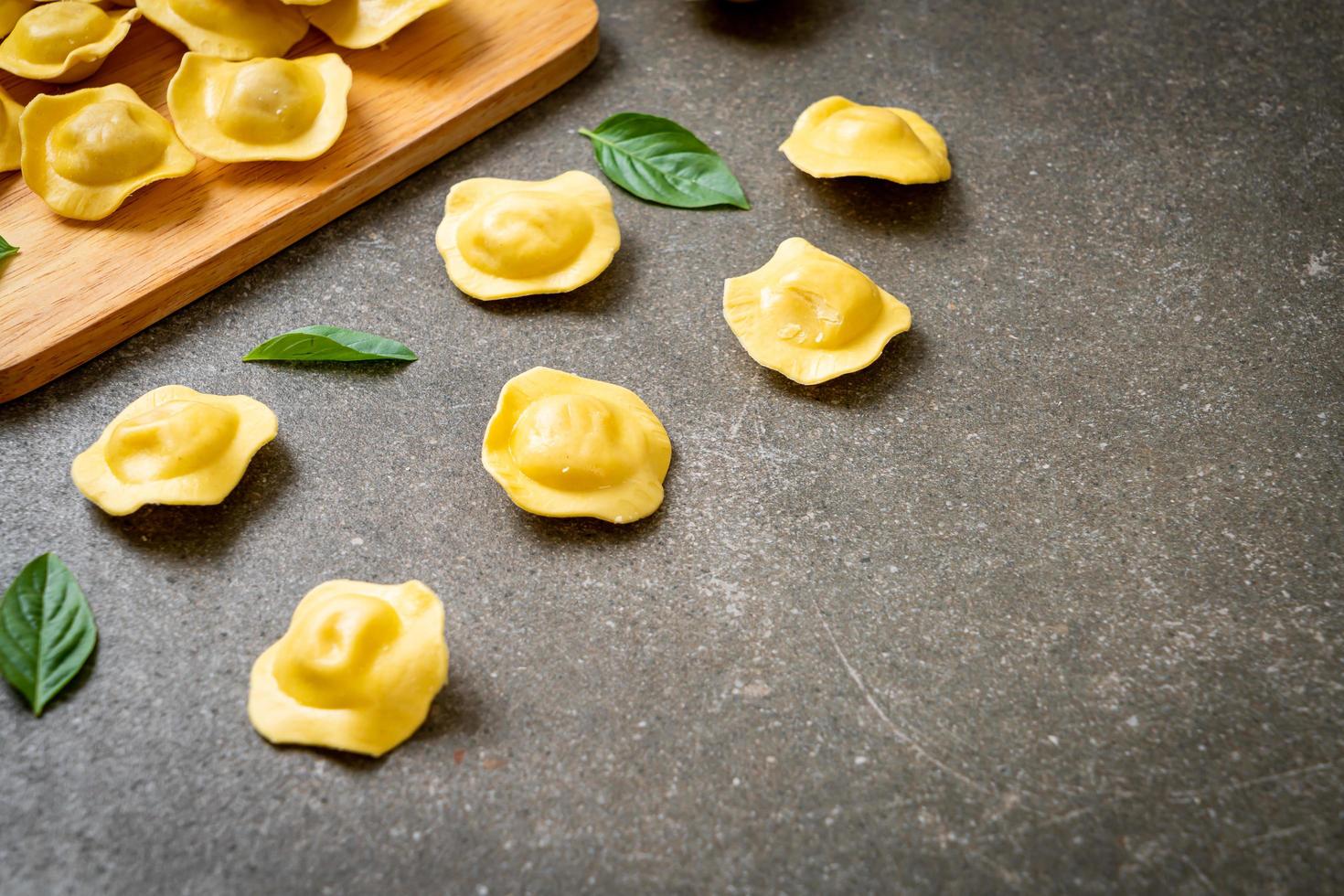 macarrão tradicional ravioli italiano foto