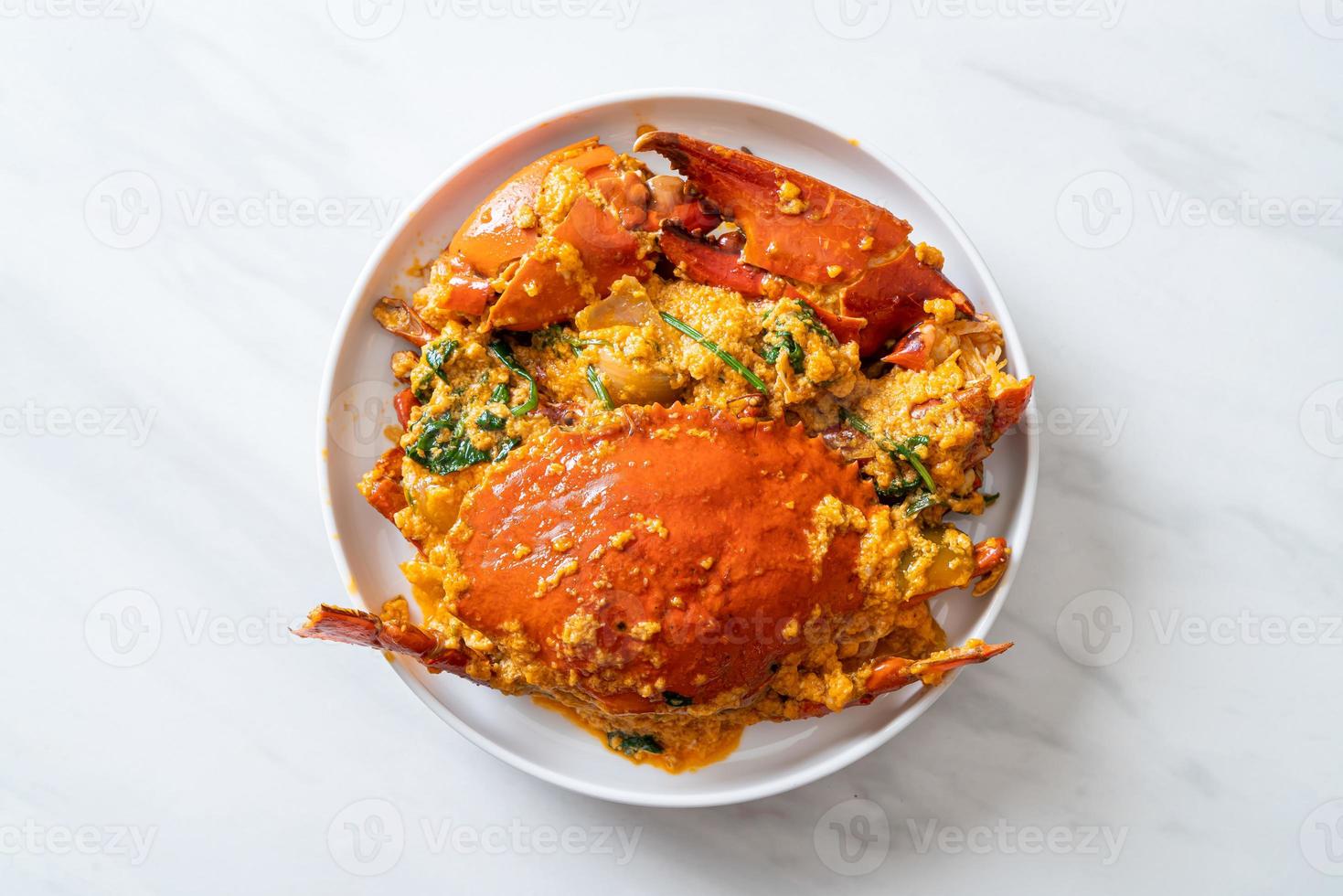 mexa caranguejo frito com curry em pó foto