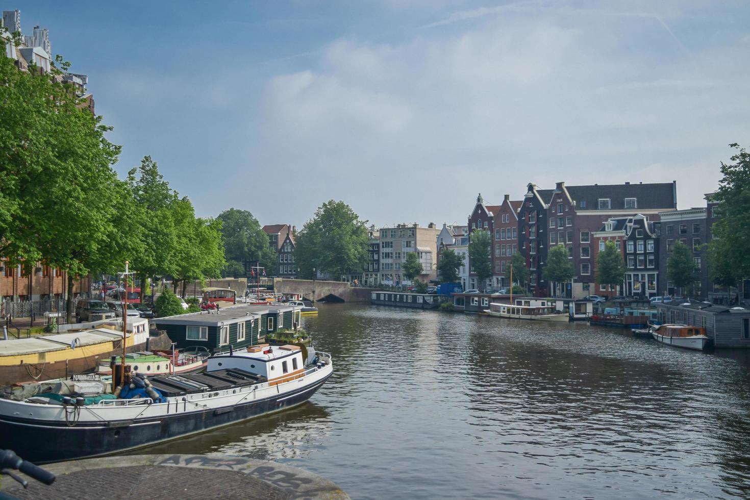 a bela amsterdam em junho foto